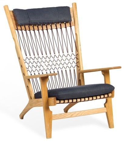 Yaw Armchair