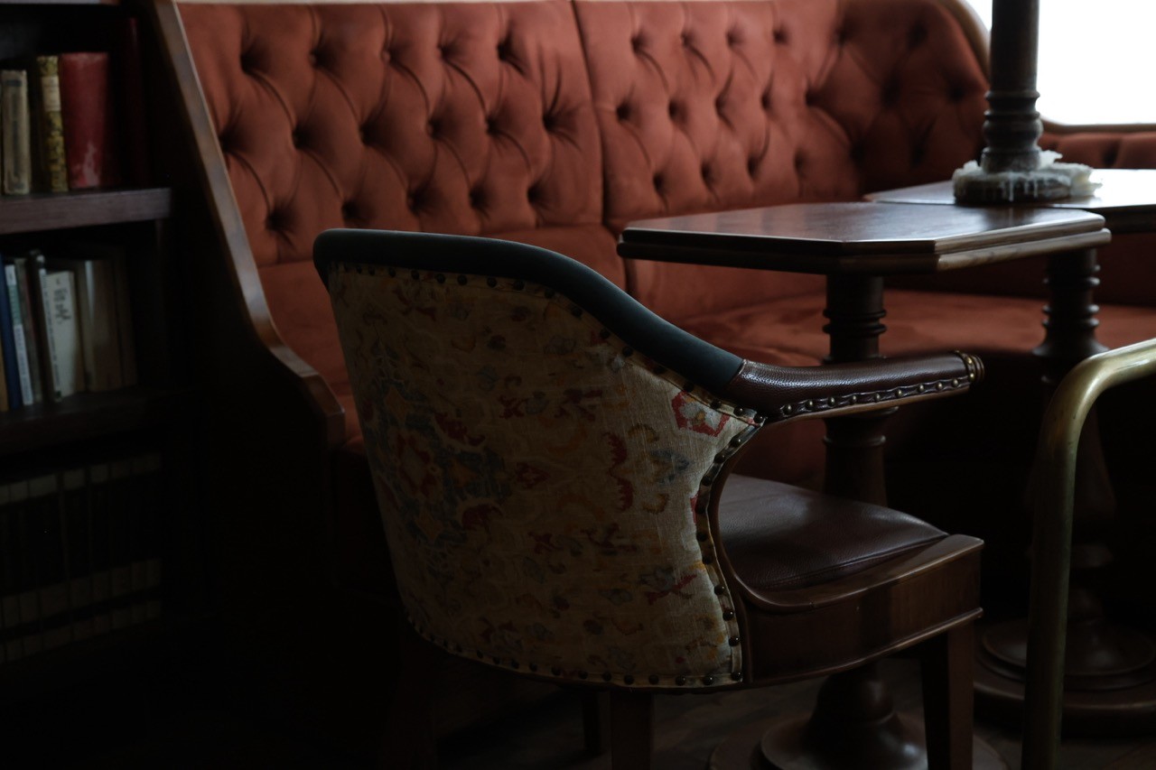 Henry G's Wine Parlour