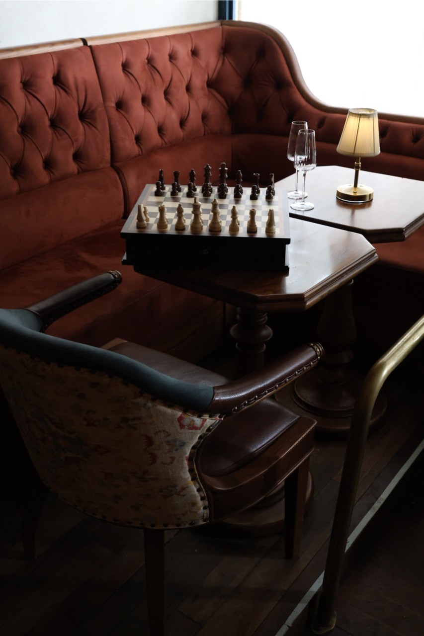 Henry G's Wine Parlour